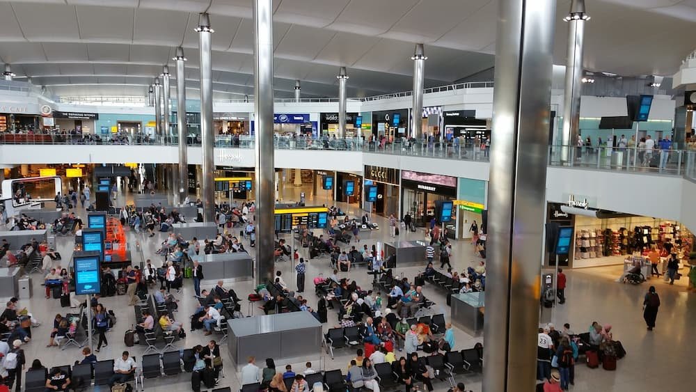 Aeropuerto de Heathrow | Cómo llegar a Londres, traslados (2023)